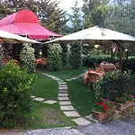 منتجع Palace & Solofra