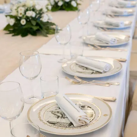 Курортный комплекс Palace & 4*